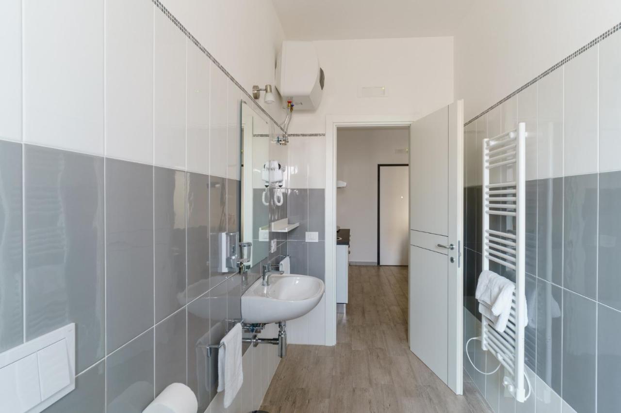 Le Marine Rooms Bisceglie Exteriör bild